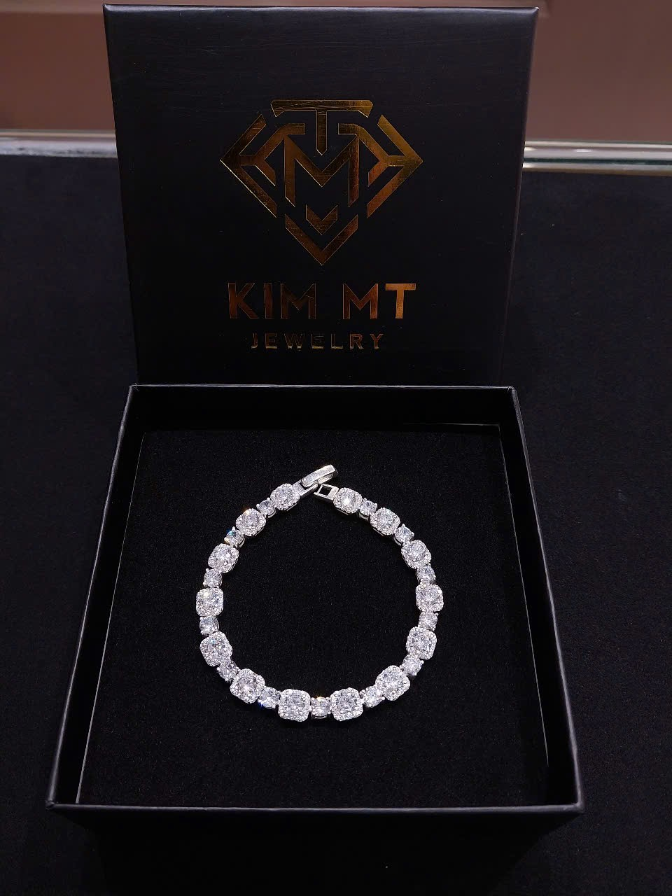 Lắc Tay Nữ (tennis bracelet)